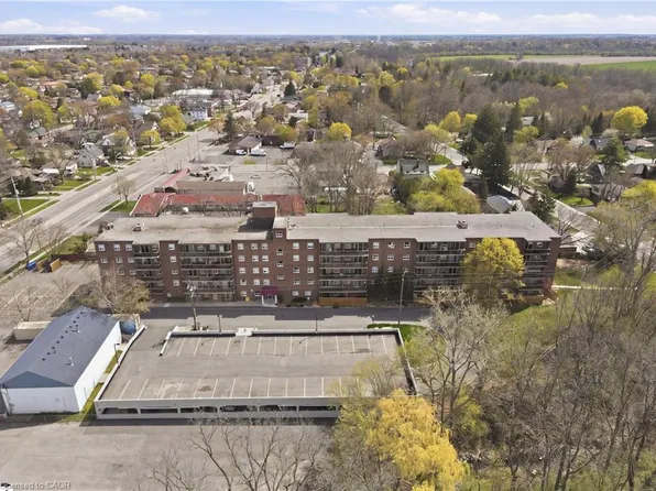 793 Colborne St E #512, Brantford, ON N3S 7J3