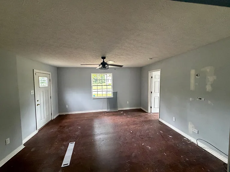 6426 Hickory Fork Rd — Photo 4