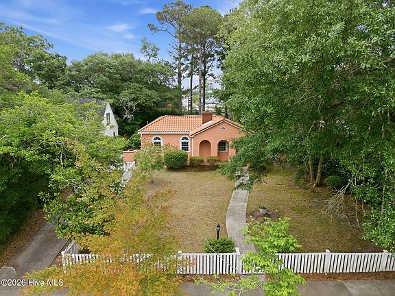 2nd image of 1411 Hawthorne Road