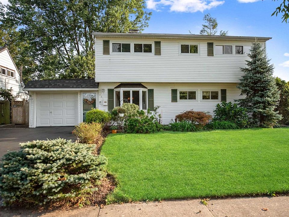 1st image of 186 Blueberry Ln