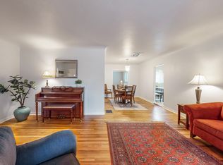 2018 Alhambra Ave SW, Albuquerque, NM 87104