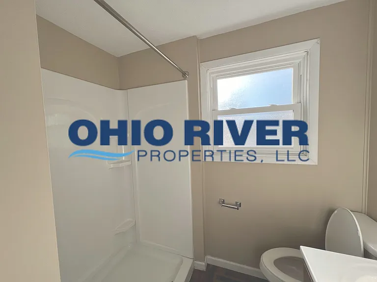 27 Locust Ave #1 — Photo 6