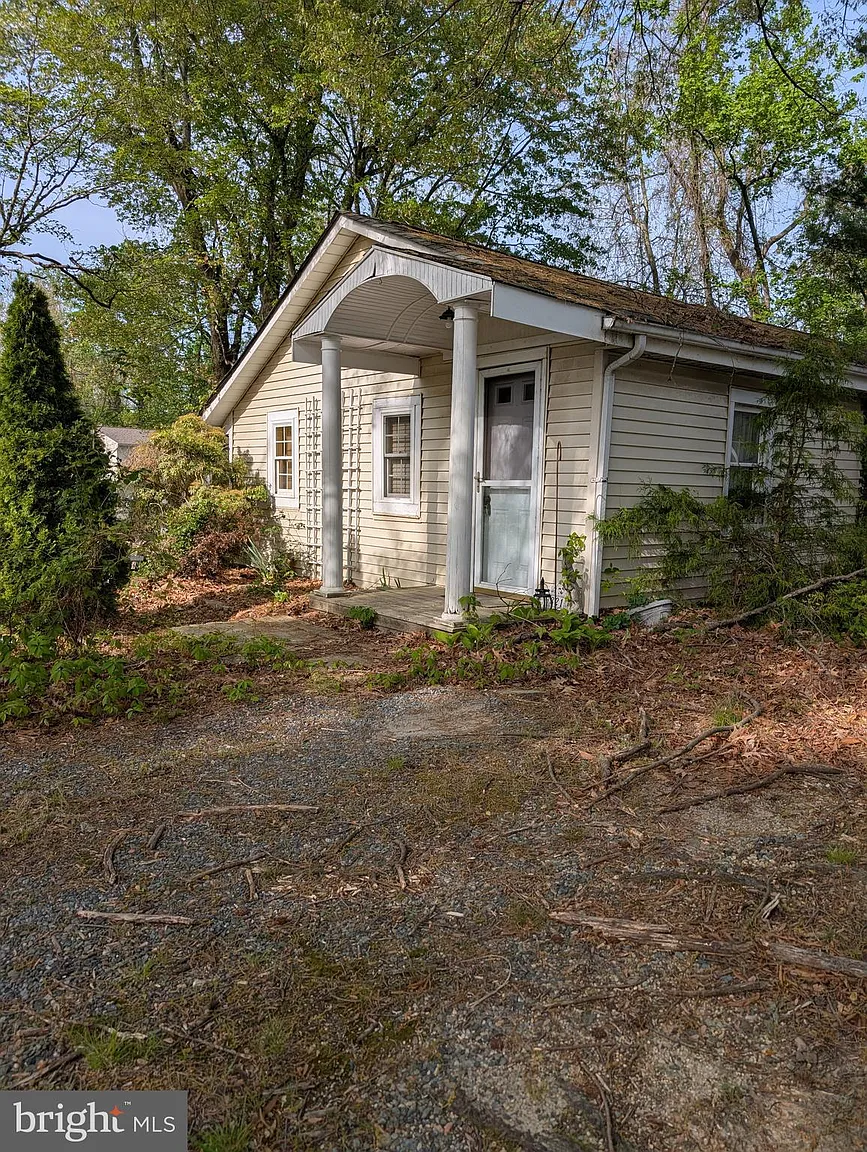 3821 3rd St photo 1