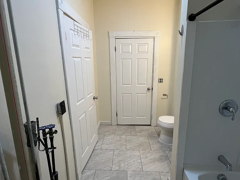 102 Goff St #1 — Photo 5