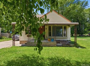 30885 Tennessee St, Roseville, MI 48066