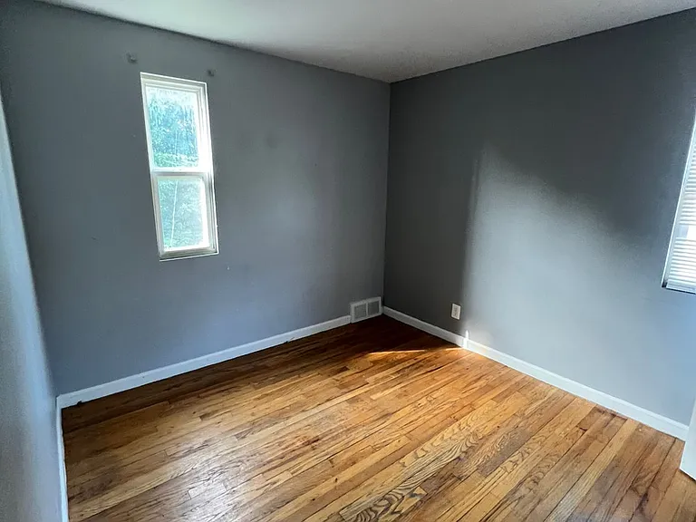 15901 Kramer St #15905 — Photo 8