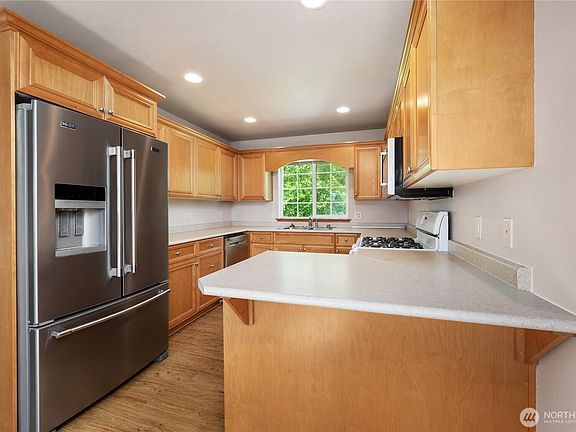 3rd image of 4413 Carstan Loop