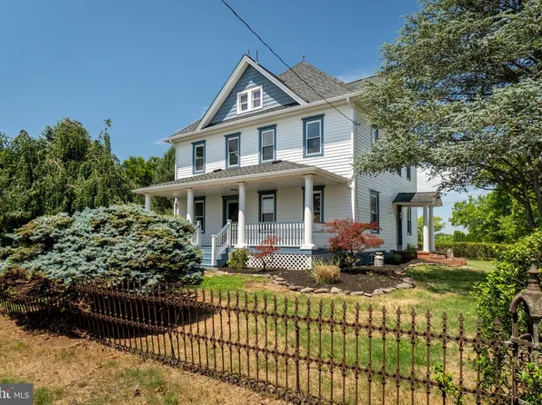 829 Union Rd, Mullica Hill, NJ 08062