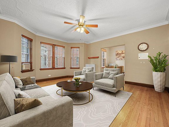 5th image of 1113 Holly Ct APT 211