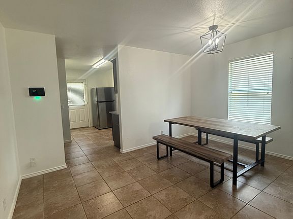 3rd image of 108 Fistral Dr