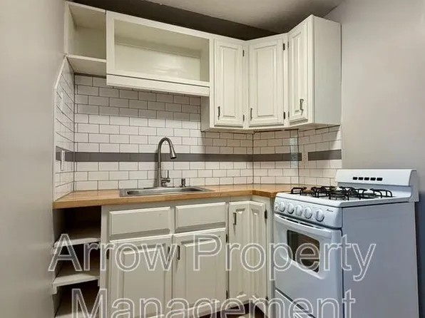 2727 P St, Lincoln, NE