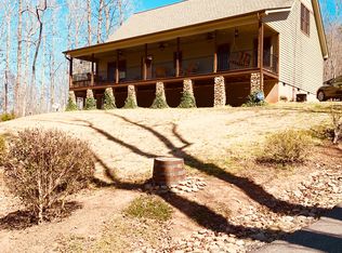 159 Tiger Ln, Pickens, SC 29671