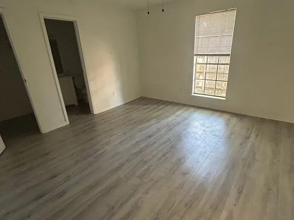 8216 Elkridge Ave, Lubbock, TX 79423