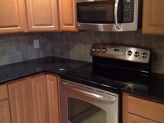 2nd image of 3129 Ellenwood Dr