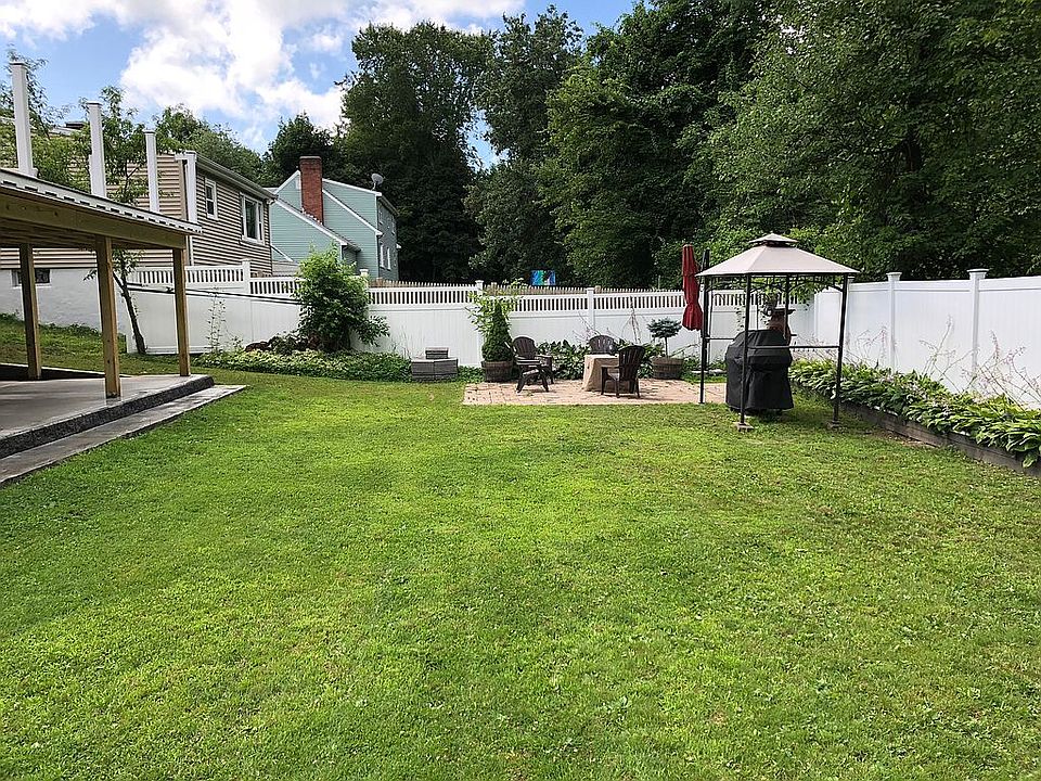 2nd image of 681 Randolph Ave