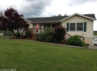 53 Heavenly Dr, Hedgesville, WV 25427