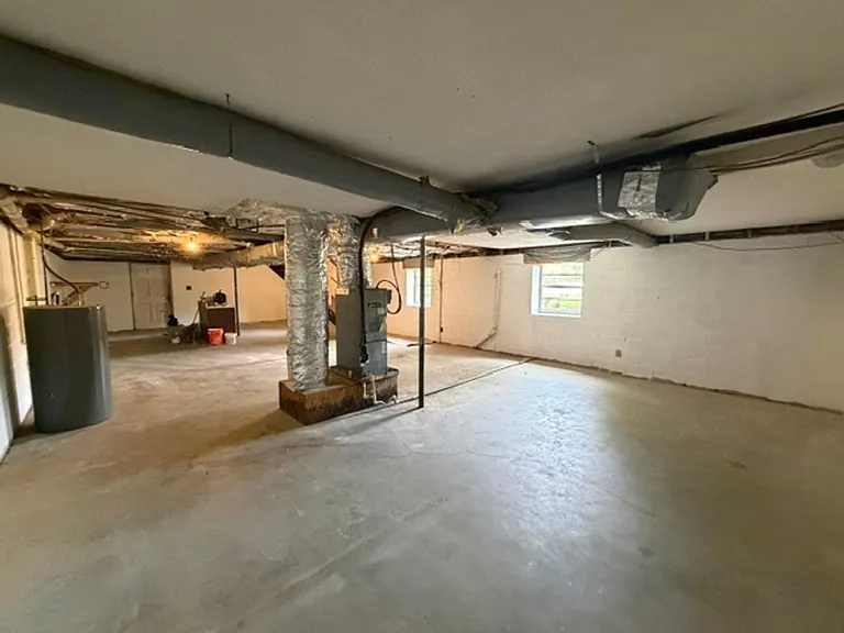 2340 Hines Valley Rd — Photo 18