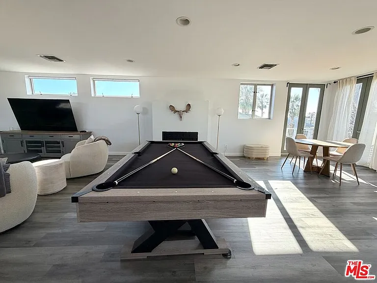 46 Rose Ave — Photo 19