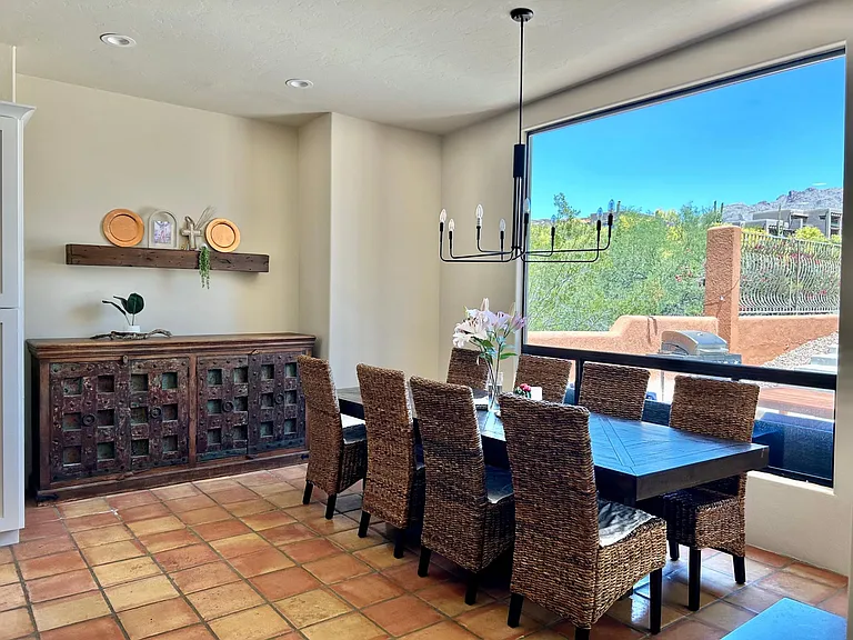 5410 N Cabrillo Ct — Photo 5