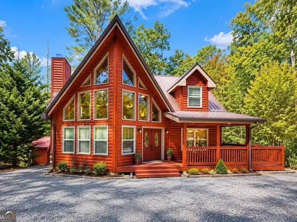 1466 Newport Dr, Ellijay, GA 30540