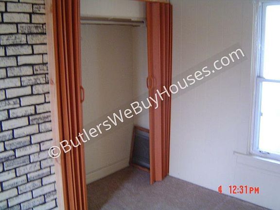 5th image of 640 Eau Claire St