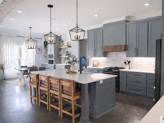 5th image of 191 Chapel Hill Pl