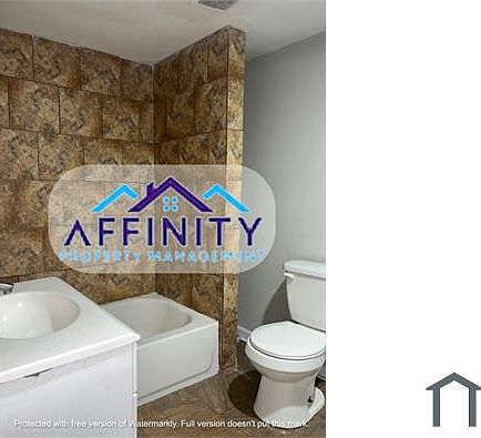 4th image of 2755 Vineville Ave #D