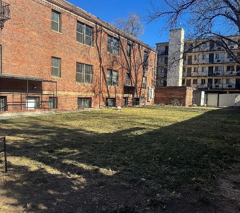 common yard looking north east