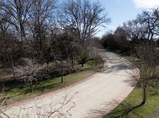 3841 Waters Edge Dr, Midlothian, TX 76065