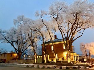 744 S 2nd St, Raton, NM 87740