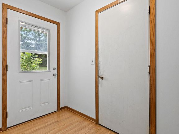 3rd image of 16400 Saint Francis Blvd NW