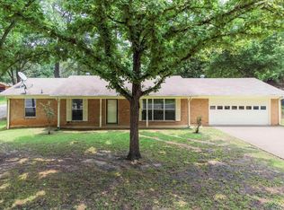 1316 Alice Dr, Longview, TX 75605