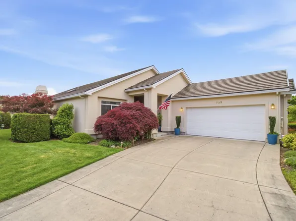732 Cherrywood Dr, Medford, OR 97504
