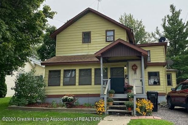 1st image of 148 E 1st St