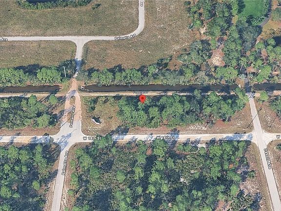 3rd image of 804 W 18th St