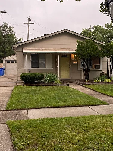 12433 Sidonie Ave Photo 1