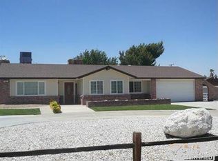 18970 Red Feather Rd, Apple Valley, CA 92307