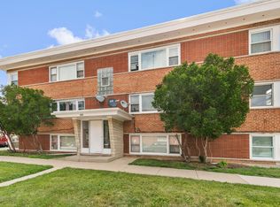 805 N 22nd Ave APT 1, Melrose Park, IL 60160
