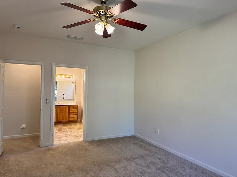 1375 Tahoma Ln — Photo 13