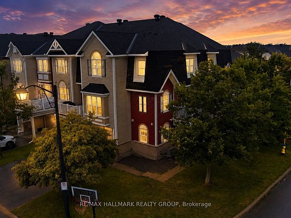 2nd image of 588 Foxlight Cir