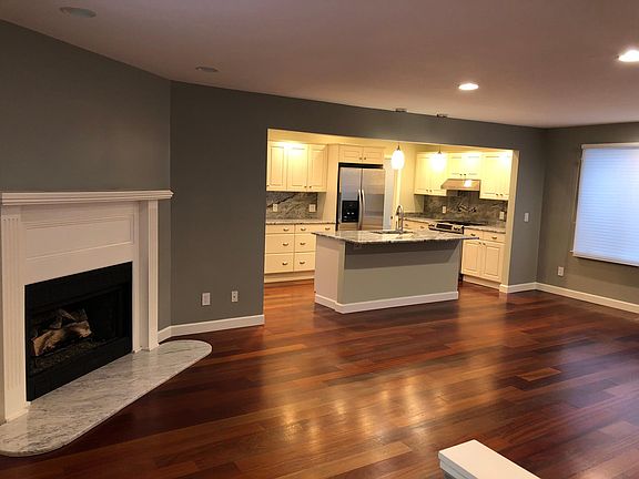 2nd image of 671 Emmons Ave
