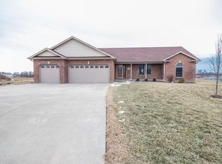 3809 Redwood Dr, Mexico, MO 65265
