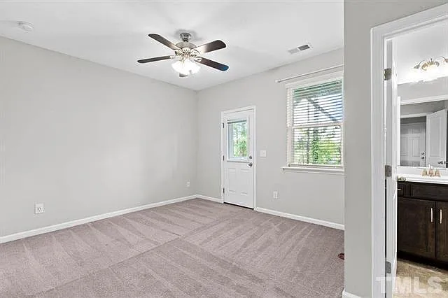 2223 Chattering Lory Ln — Photo 10