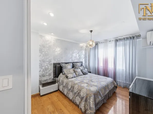 2854 Brighton 4th Street image 11 of 18