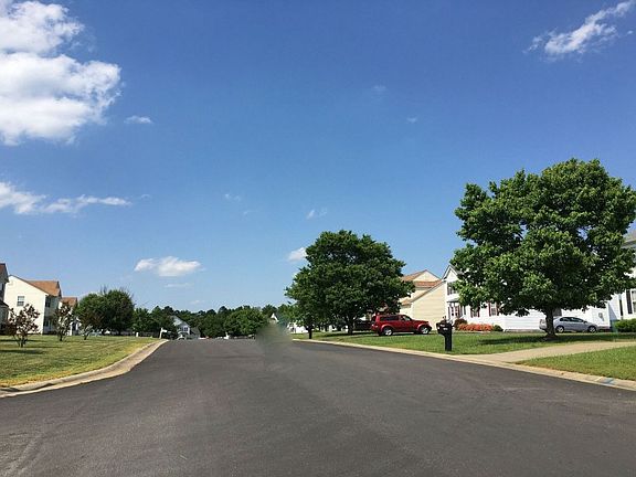 4th image of 6317 Mallicotte Ln