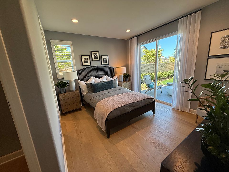 This is exact size and layout of bedroom, however there are no slider doors. This is model home, as our space is currently occupied with renter.