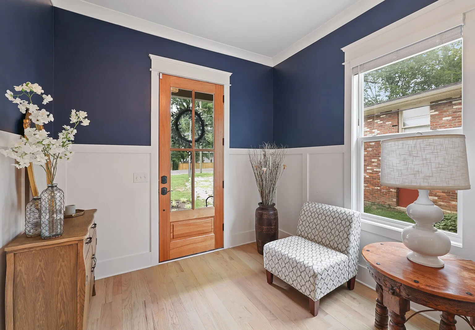 4 bed, 4.0 bath, 2871 sqft, $8,500 — Photo 3