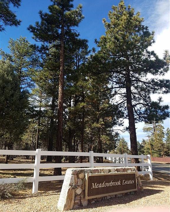 1st image of 601 Cedar Glen Dr