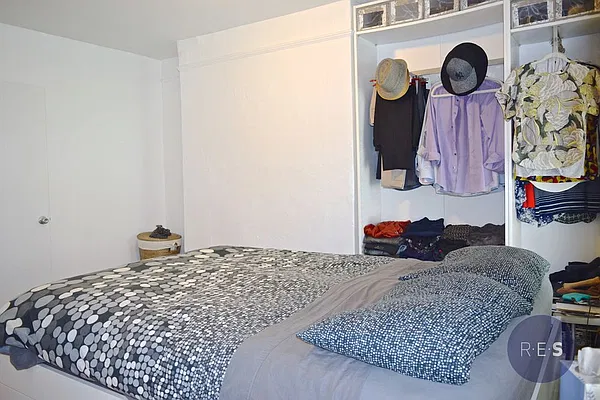 Rented by RES New York | media 32