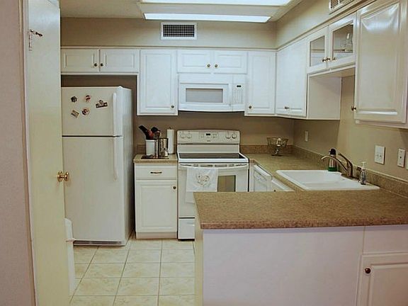 2nd image of 2021 Spenwick Dr APT 329